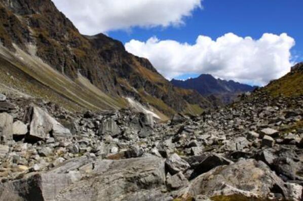 唐山大地震几级（唐山大地震几级地震中国大地震排名）