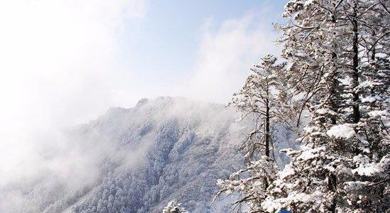 四川旅游必去十大景点排名（四川旅游必去十大景点排名榜）