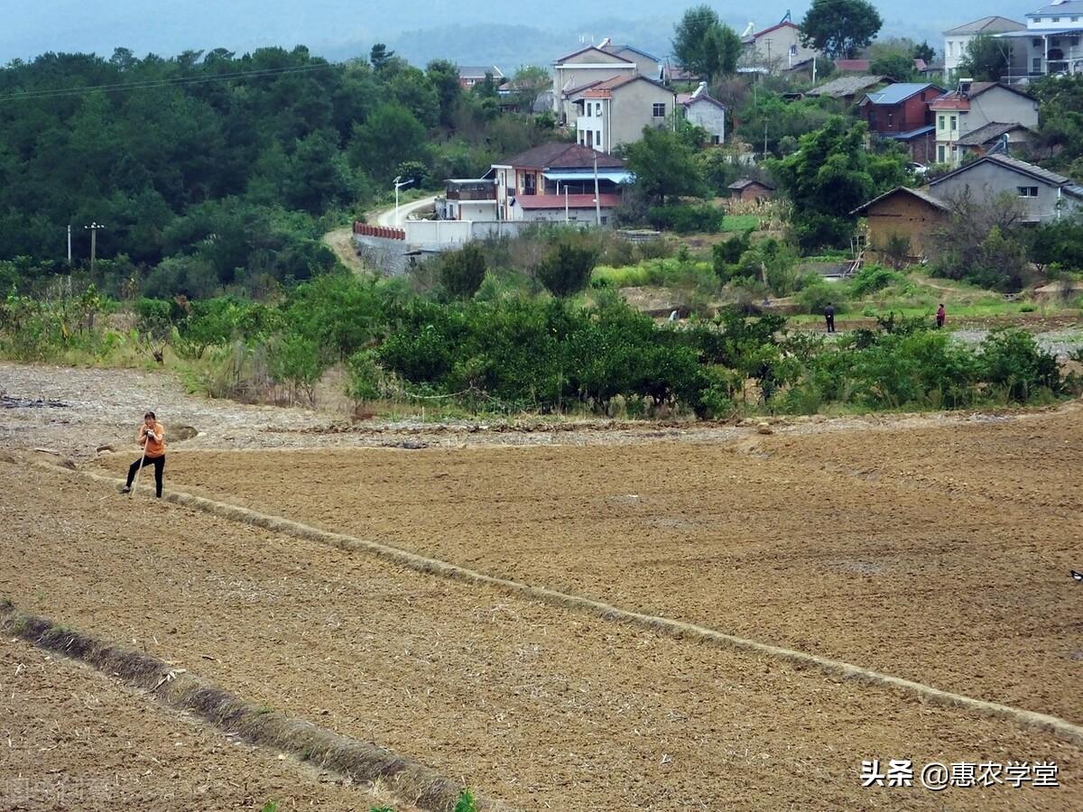 代表建议“统一农村土地被征用赔偿标准”，官方答复